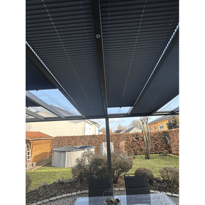 Sonnenschutzmarkise für Terrassendach mit  hochwertigem Stoff – blendfreier Schatten & UV-Schutz